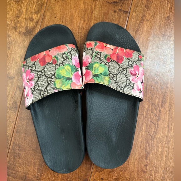 Gucci slides - Picture 3 of 6